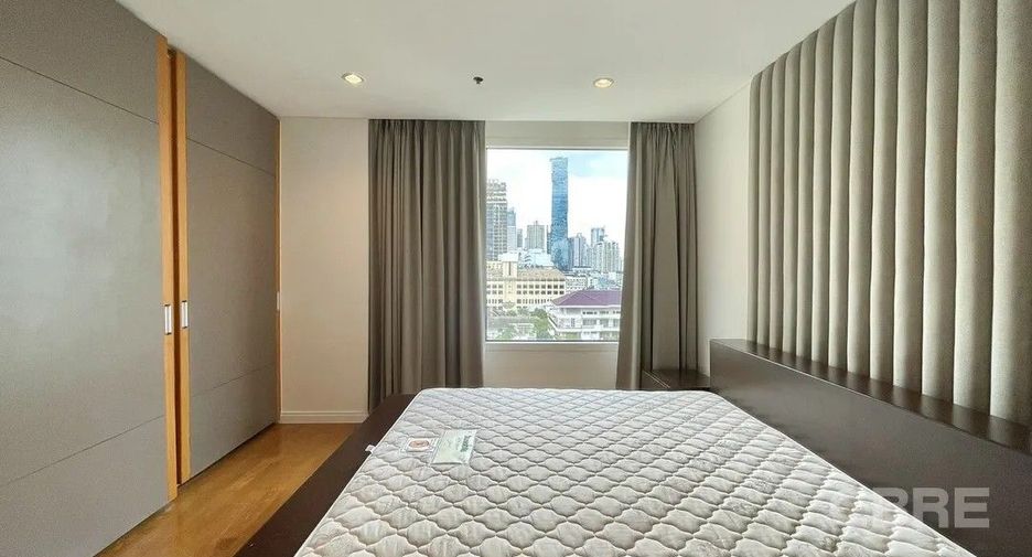 For sale 3 bedrooms condo in Sathon, Bangkok