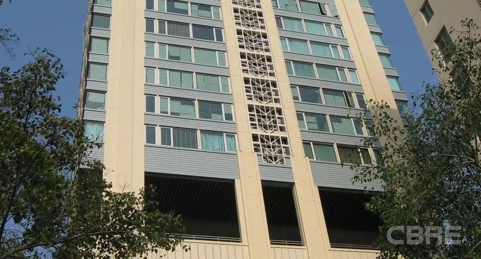 For sale 3 bedrooms condo in Sathon, Bangkok