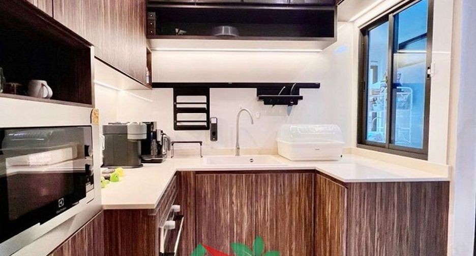 Casa en venta de 4 habitaciones en Don Mueang, Bangkok