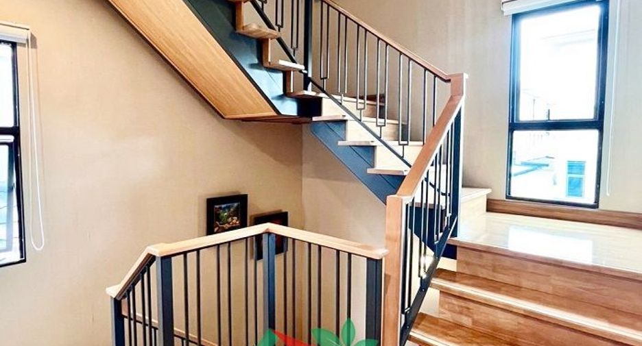 Casa en venta de 4 habitaciones en Don Mueang, Bangkok