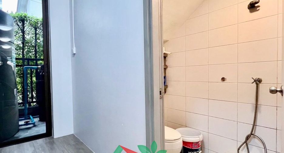 Casa en venta de 4 habitaciones en Don Mueang, Bangkok
