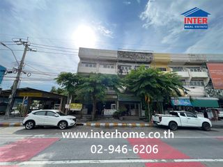 For sale 5 bedrooms retail Space in Khan Na Yao, Bangkok