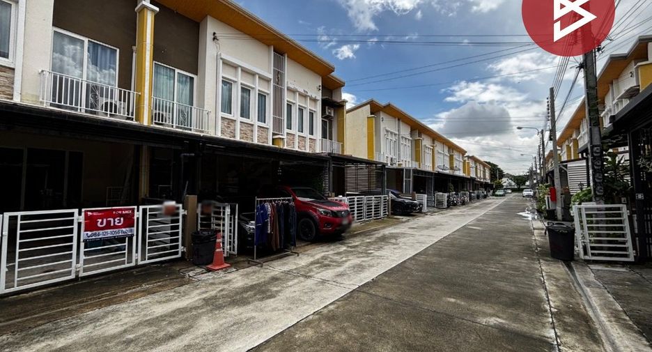 For sale 4 bedrooms townhouse in Bang Phli, Samut Prakan