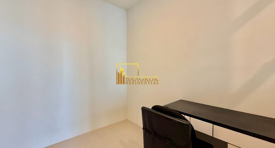 For rent 2 bedrooms condo in Pathum Wan, Bangkok