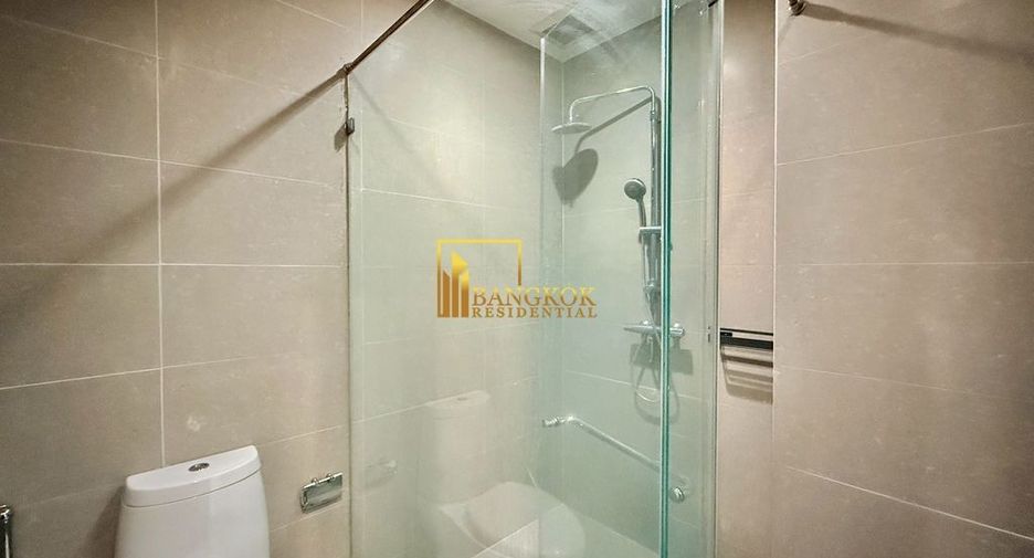 For rent 2 bedrooms condo in Pathum Wan, Bangkok