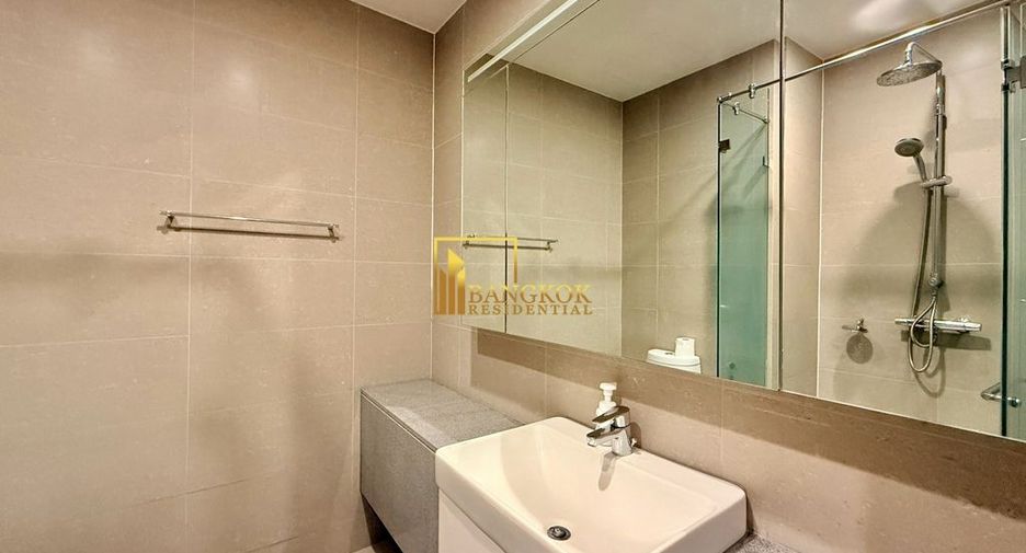 For rent 2 bedrooms condo in Pathum Wan, Bangkok
