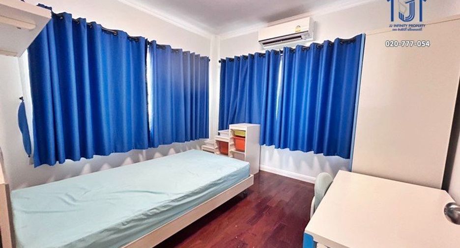 For sale 4 bedrooms house in Bang Phli, Samut Prakan