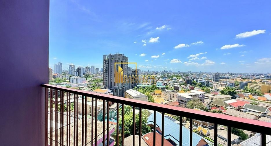 For rent そして for sale 2 ベッドルーム condo in Khlong Toei, Bangkok