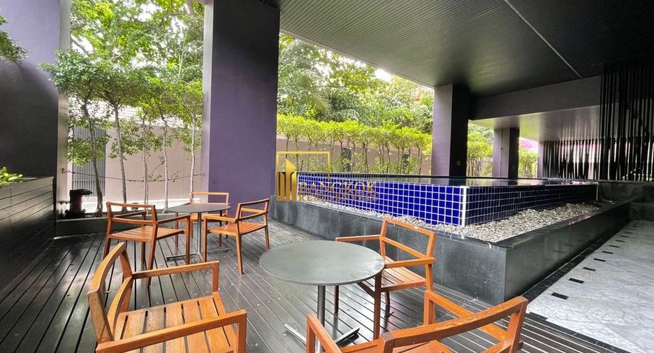 For rent そして for sale 2 ベッドルーム condo in Khlong Toei, Bangkok
