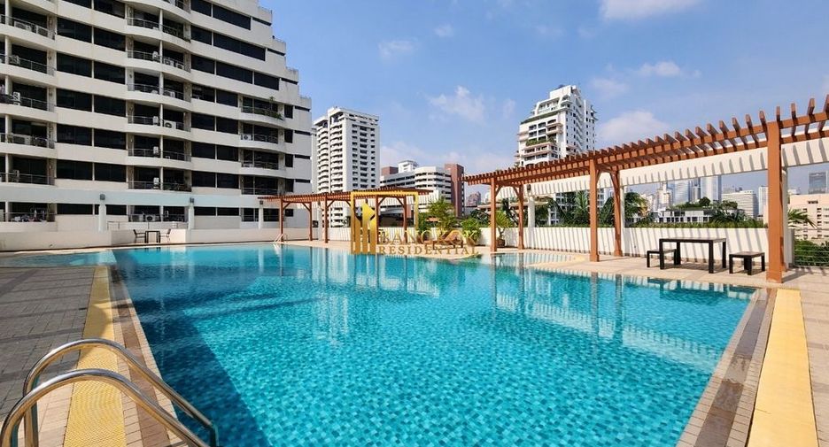 À louer 2 chambres condo à Watthana, Bangkok