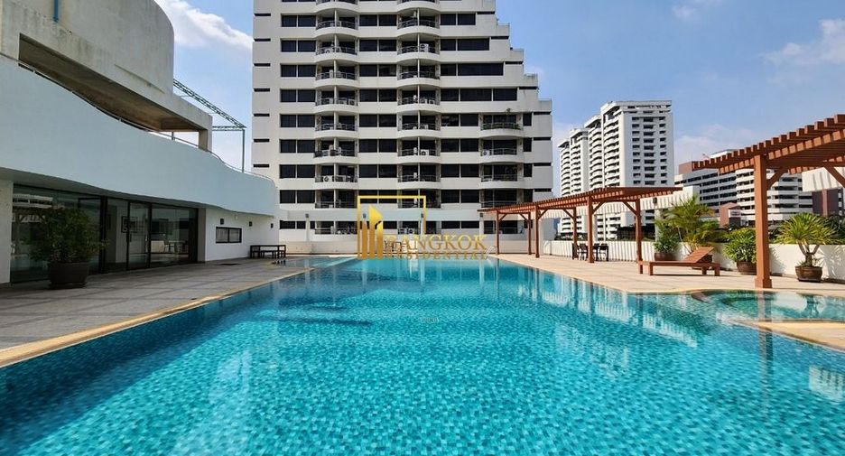 À louer 2 chambres condo à Watthana, Bangkok