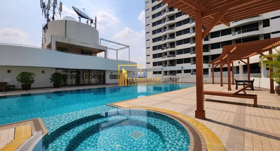 À louer 2 chambres condo à Watthana, Bangkok