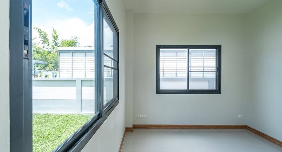 For sale 4 bedrooms house in Hang Dong, Chiang Mai