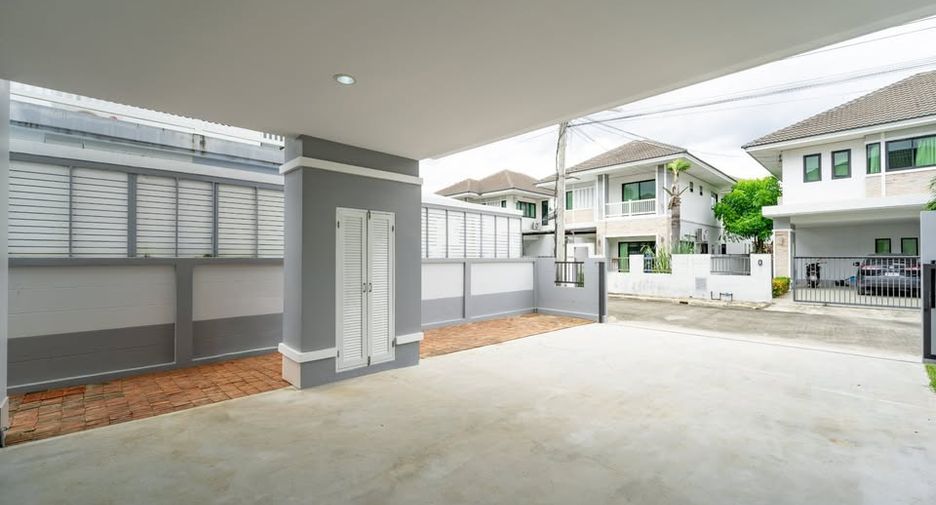 For sale 4 bedrooms house in Hang Dong, Chiang Mai