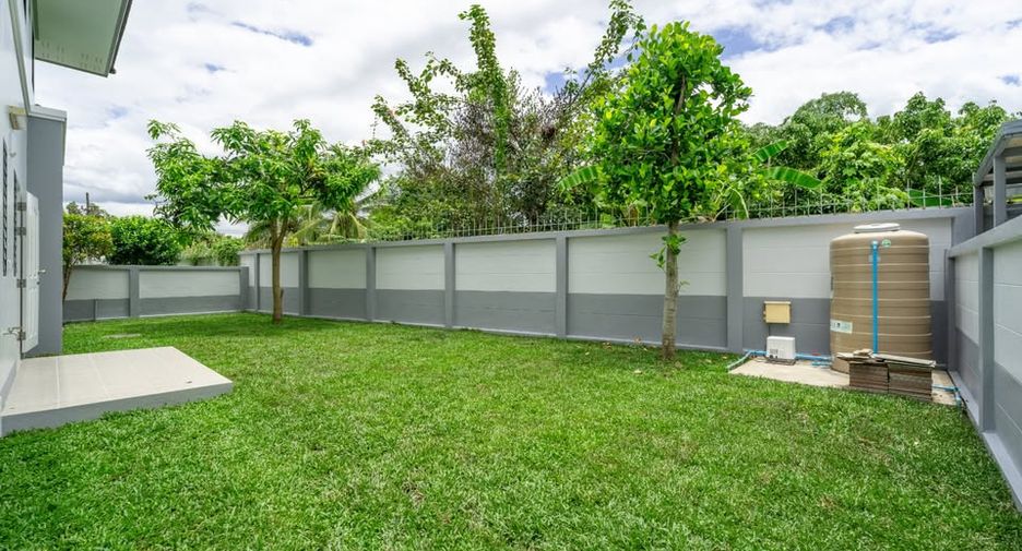For sale 4 bedrooms house in Hang Dong, Chiang Mai