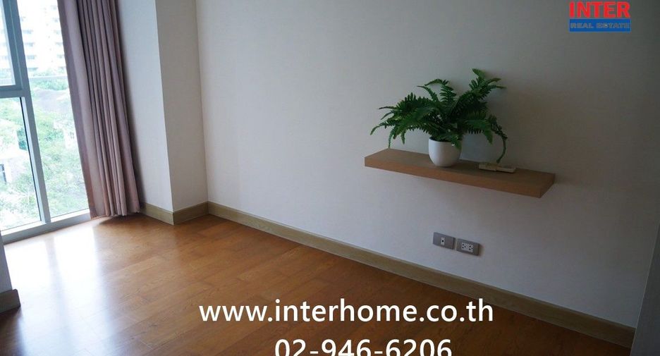 À vendre 2 chambres condo à Watthana, Bangkok