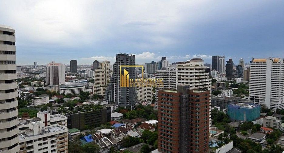 For rent 2 ベッドルーム condo in Khlong Toei, Bangkok
