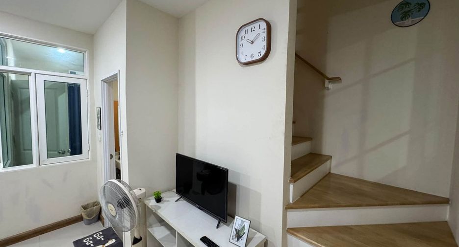 Haus zur Miete mit 4 Zimmer in Bang Lamung, Chonburi