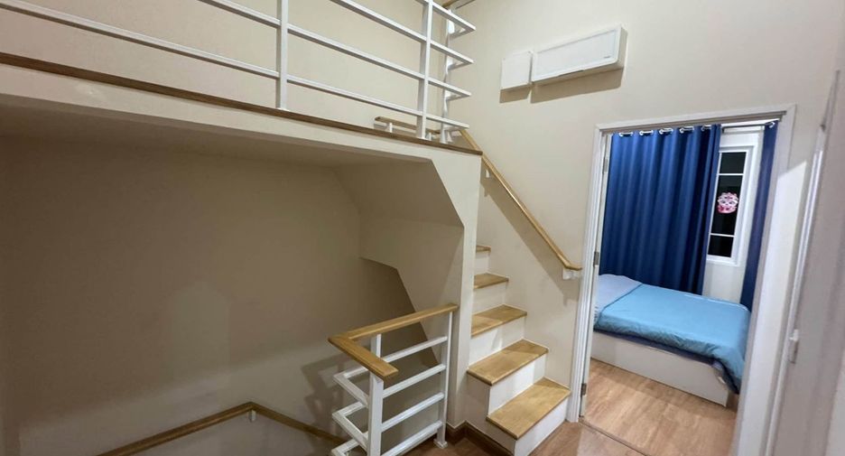 Haus zur Miete mit 4 Zimmer in Bang Lamung, Chonburi