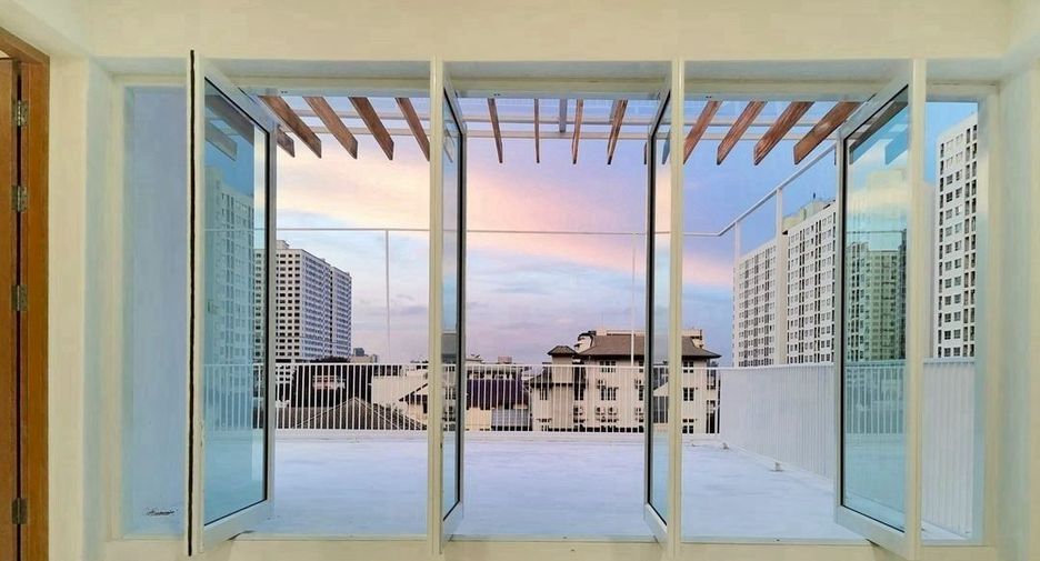À vendre 5 chambres maison à Suan Luang, Bangkok