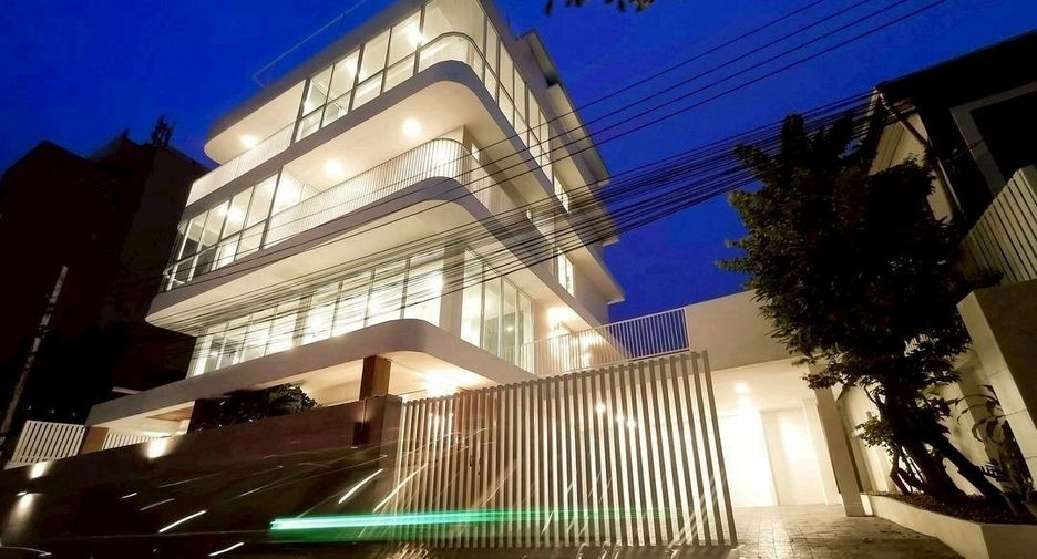 À vendre 5 chambres maison à Suan Luang, Bangkok