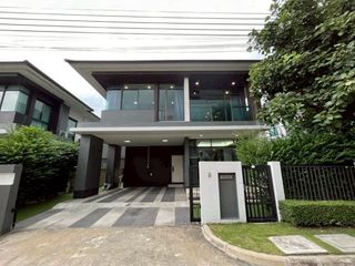 Casa en alquiler de 3 habitaciones en Bang Kapi, Bangkok