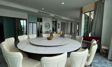 For sale 3 bedrooms condo in Watthana, Bangkok