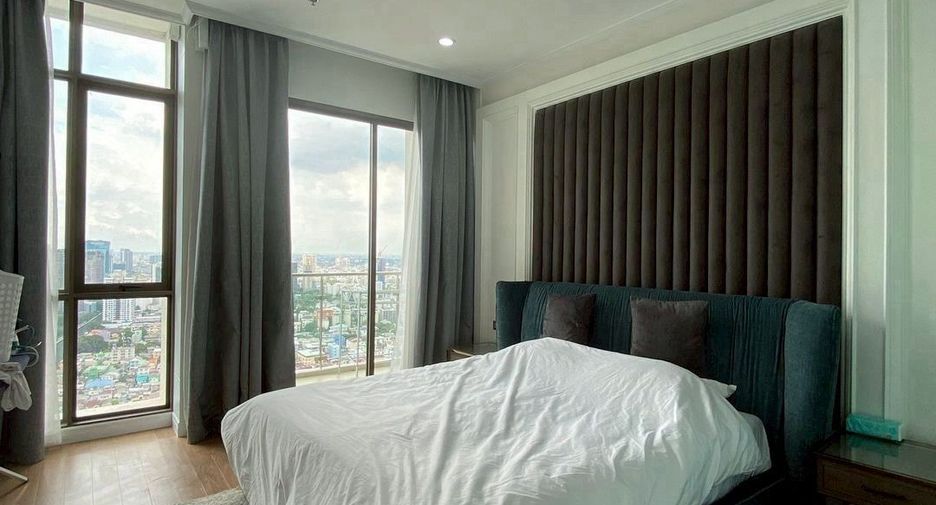 For sale 3 ベッドルーム condo in Watthana, Bangkok