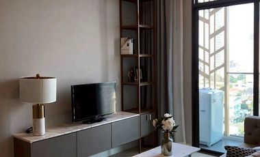 For rent そして for sale 2 ベッドルーム condo in Phra Khanong, Bangkok