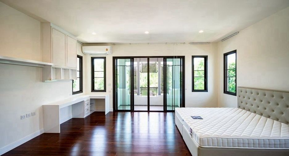 For sale 5 ベッドルーム house in Bang Khun Thian, Bangkok