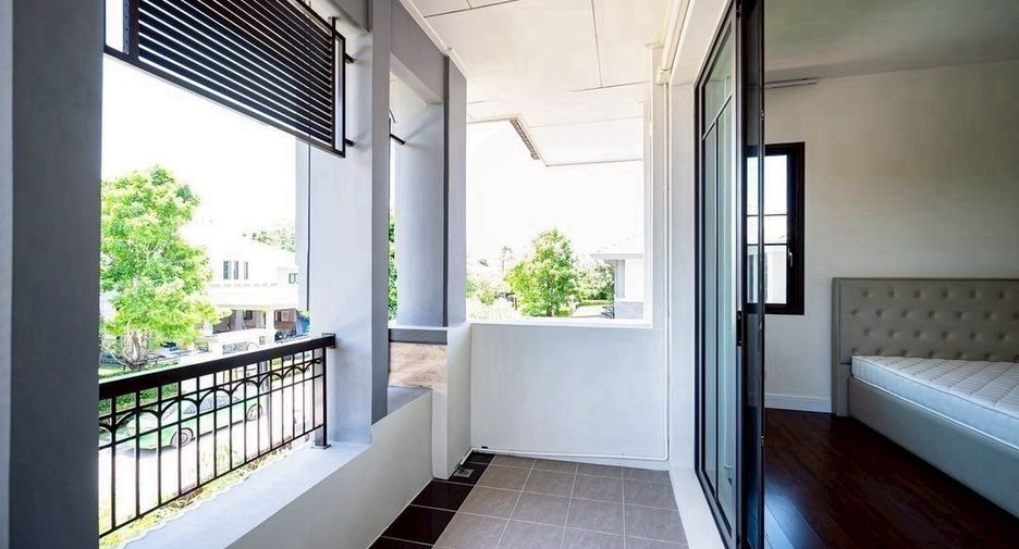 For sale 5 ベッドルーム house in Bang Khun Thian, Bangkok