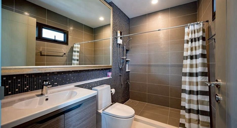 For sale 5 ベッドルーム house in Bang Khun Thian, Bangkok