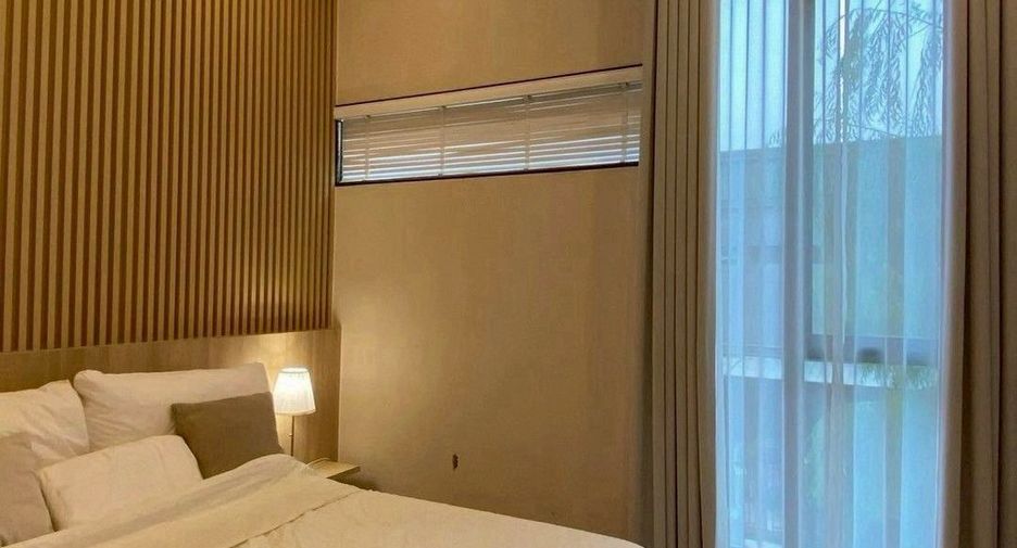 For sale 2 ベッドルーム townhouse in Saphan Sung, Bangkok