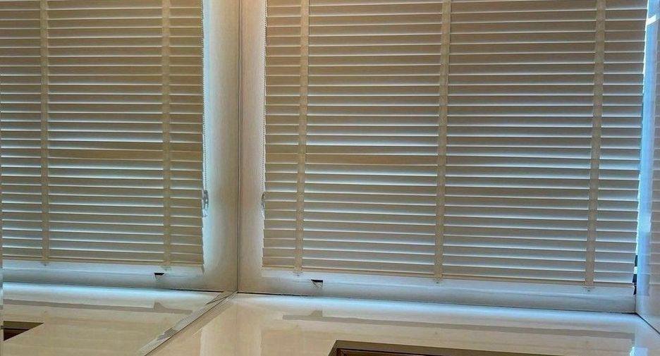 For sale 2 ベッドルーム townhouse in Saphan Sung, Bangkok