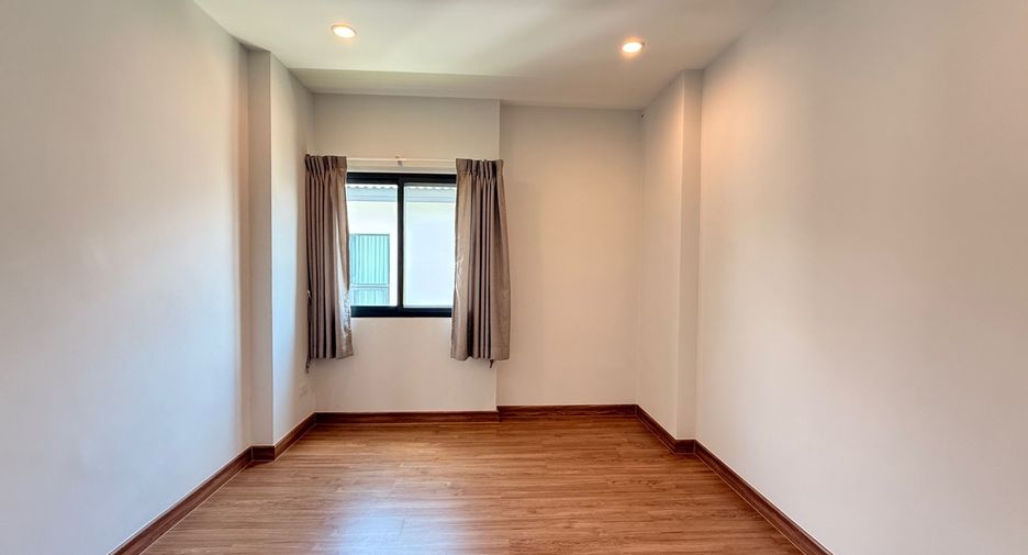 Haus zum Kauf mit 3 Zimmer in Hang Dong, Chiang Mai