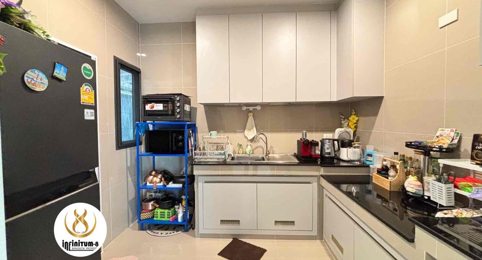 Haus zum Kauf mit 4 Zimmer in Bang Sao Thong, Samut Prakan