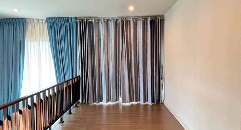 Haus zum Kauf mit 4 Zimmer in Bang Sao Thong, Samut Prakan