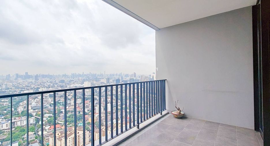 À louer 2 chambres condo à Chatuchak, Bangkok