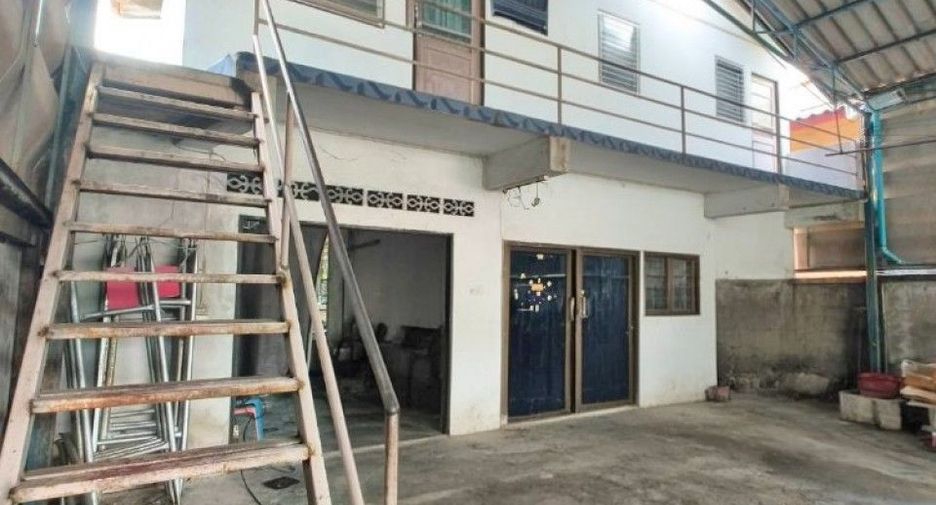 For sale warehouse in Mueang Samut Prakan, Samut Prakan