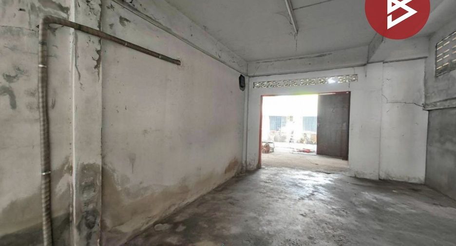 For sale warehouse in Mueang Samut Prakan, Samut Prakan