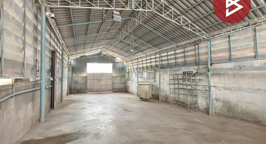 For sale warehouse in Mueang Samut Prakan, Samut Prakan