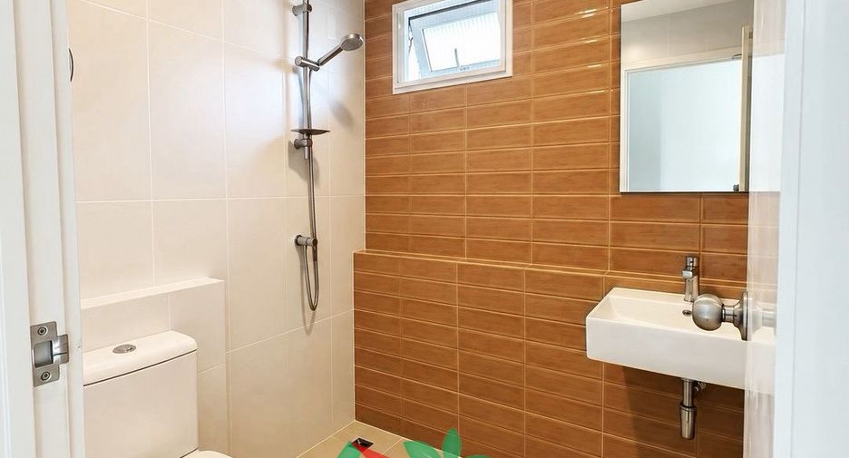 For sale 4 ベッドルーム house in Don Mueang, Bangkok