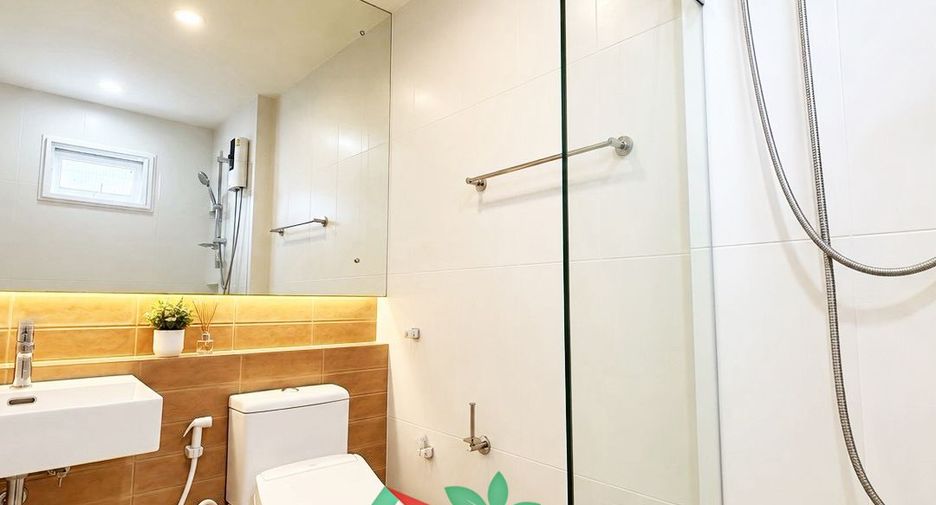 For sale 4 ベッドルーム house in Don Mueang, Bangkok