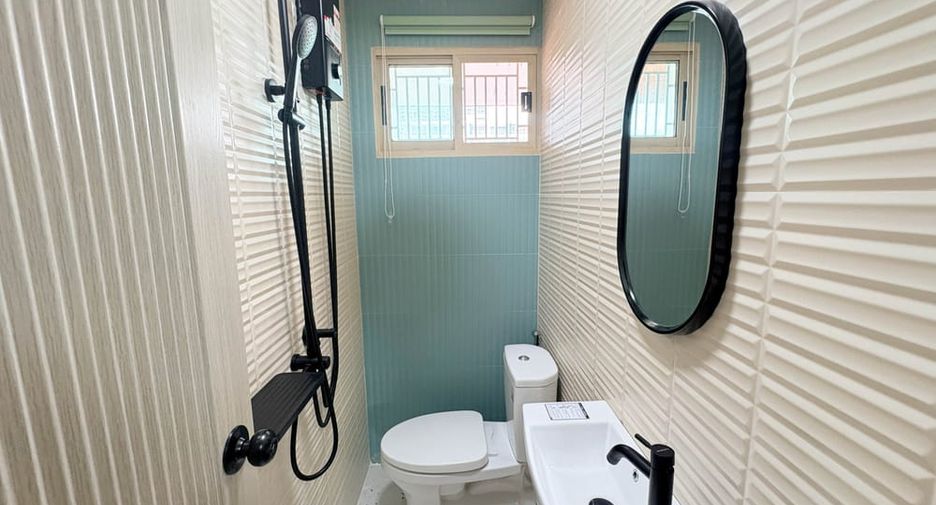 For rent 3 bedrooms house in Jomtien, Pattaya