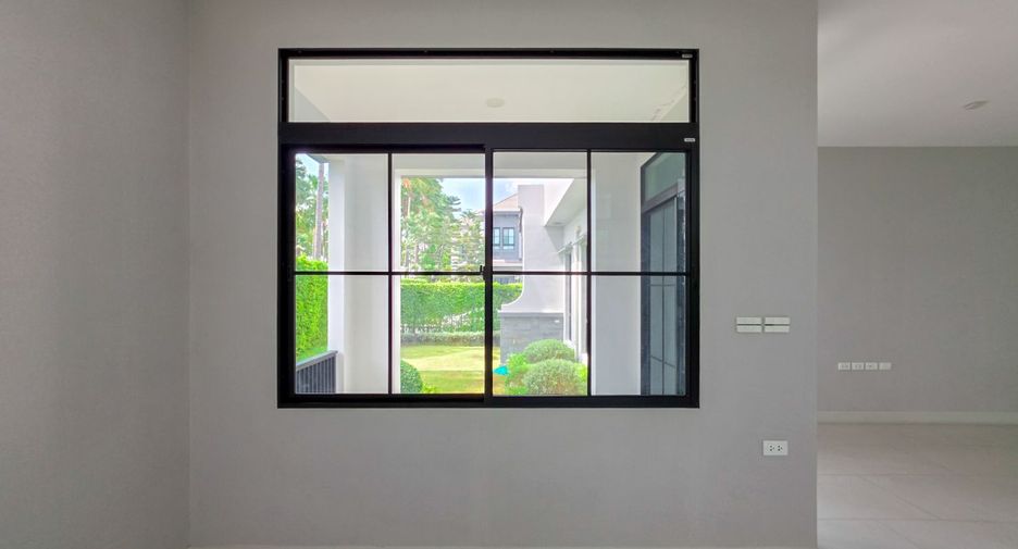 Haus zur Miete mit 5 Zimmer in Taling Chan, Bangkok