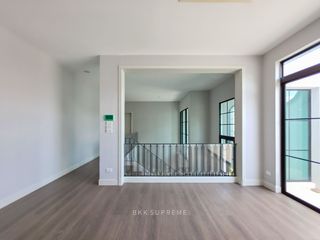 Haus zur Miete mit 5 Zimmer in Taling Chan, Bangkok