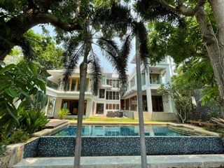 À louer 5 chambres maison à Ban Bueng, Chonburi