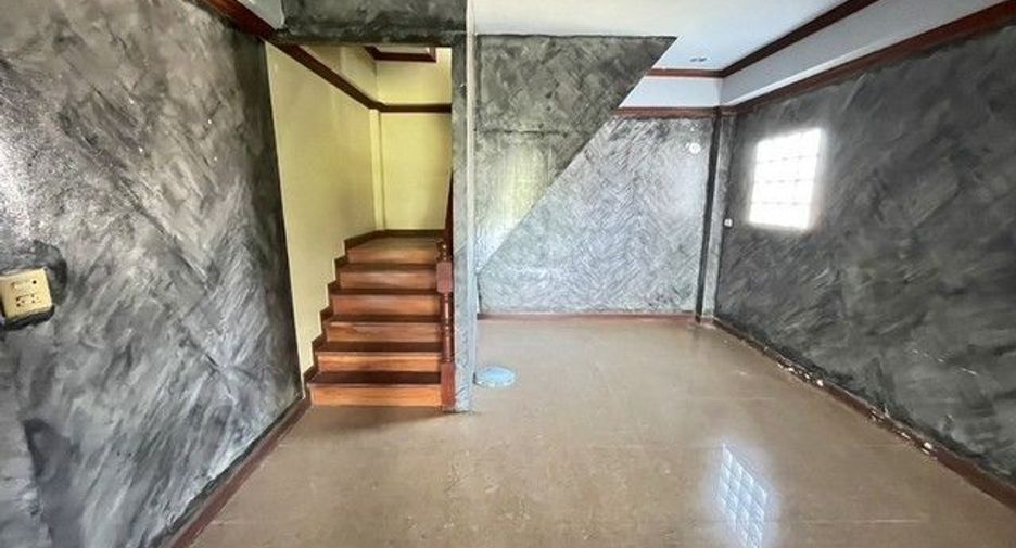 Haus zum Kauf mit 1 Zimmer in Wang Thong, Phitsanulok