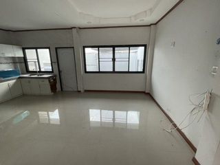 Haus zum Kauf mit 1 Zimmer in Wang Thong, Phitsanulok