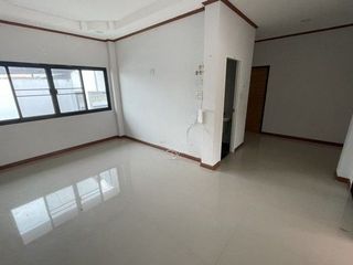 Haus zum Kauf mit 1 Zimmer in Wang Thong, Phitsanulok